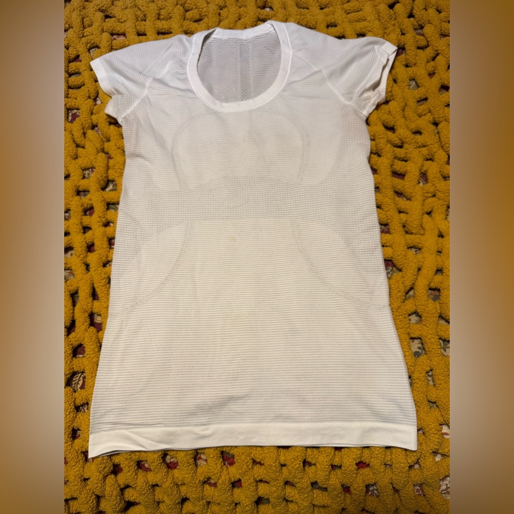 lululemon athletica White Short Sleeve Tee